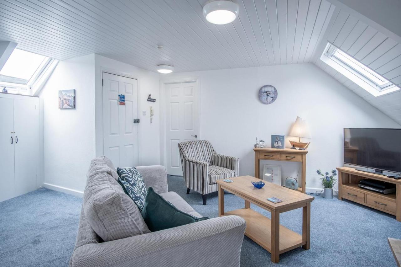 St Julians View - 1 Bedroom Apartment - Tenby Exterior foto