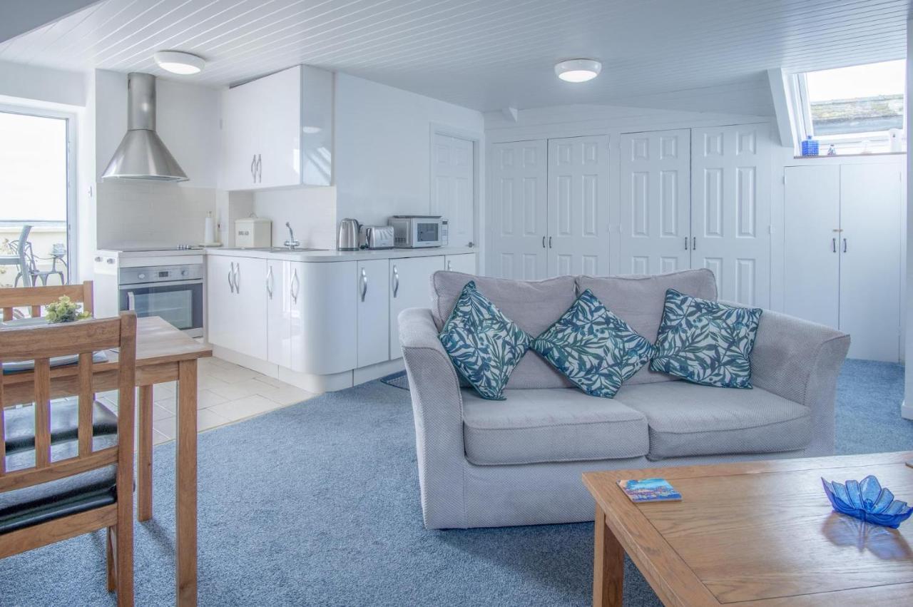 St Julians View - 1 Bedroom Apartment - Tenby Exterior foto