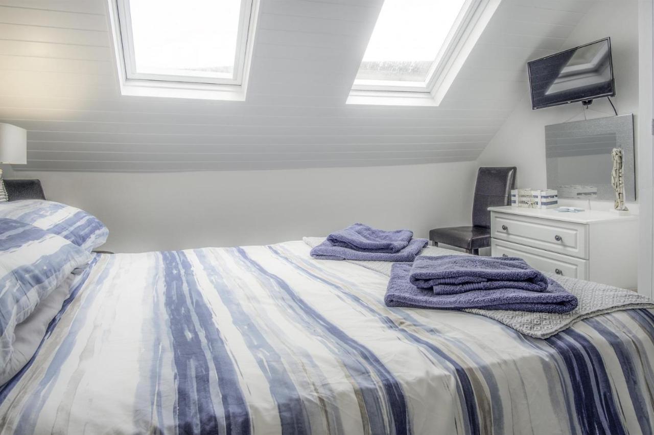 St Julians View - 1 Bedroom Apartment - Tenby Exterior foto