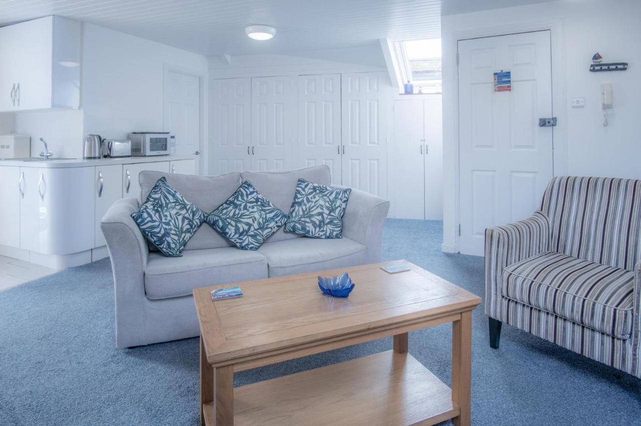 St Julians View - 1 Bedroom Apartment - Tenby Exterior foto